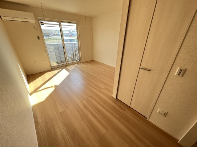 サニーウェルの洋室|高崎、前橋のお部屋探しはエンドスケープまで！お客様の理想お聞かせ下さい♪