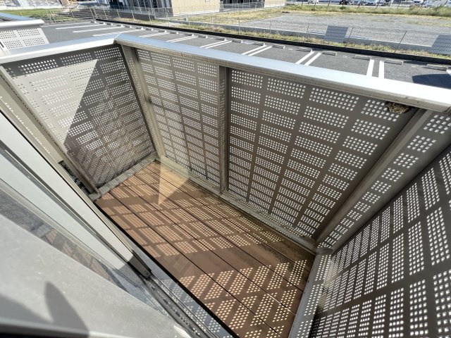 サニーウェルのバルコニー|高崎、前橋のお部屋探しはエンドスケープまで！お客様の理想お聞かせ下さい♪