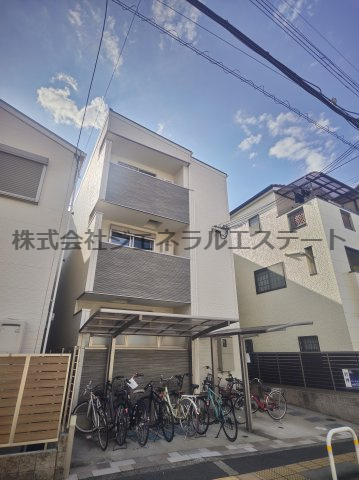 クリエオーレ忍ケ丘の外観|きれいな外観です