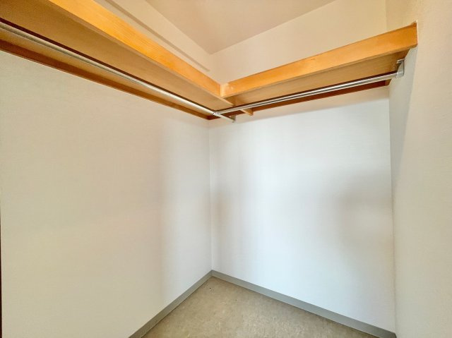 グローバル洛西口 3階の収納