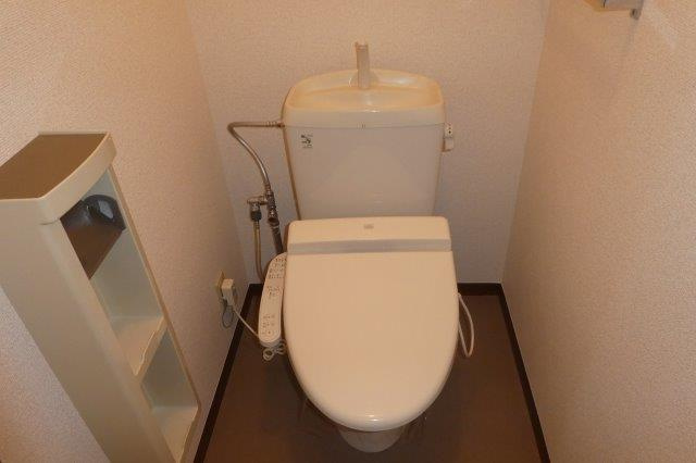 ペルレAのトイレ|ウォシュレット