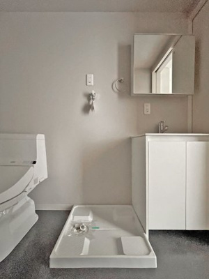 【洗面所】 | メゾン・ド・横手 | 別号室の写真になります。現況優先。