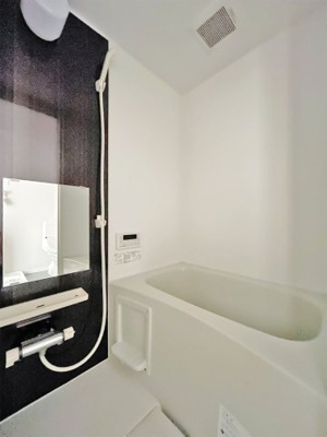 【浴室】 | メゾン・ド・横手 | 別号室の写真になります。現況優先。