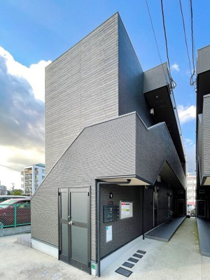 【エントランス】 | メゾン・ド・横手