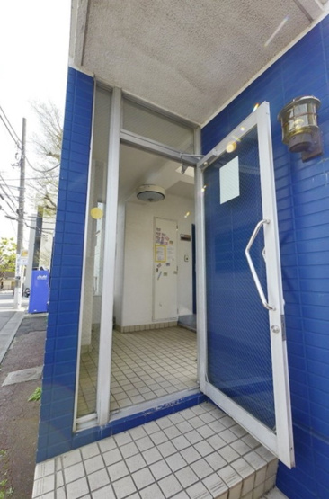 【エントランス】