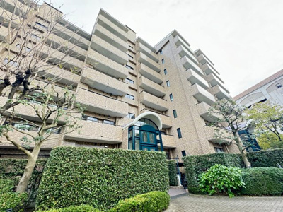 【外観】 | パークシティ本牧G棟 | 総戸数112戸、1987年3月築、管理人は日勤勤務につき管理体制良好です♪