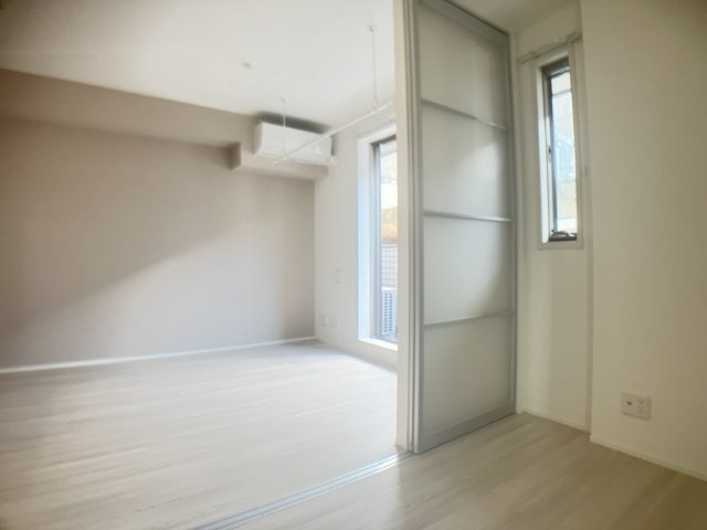 ハーベスト東市川の居間・リビング