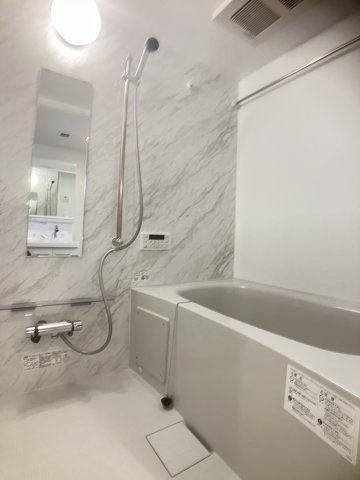 ハーベスト東市川の浴室