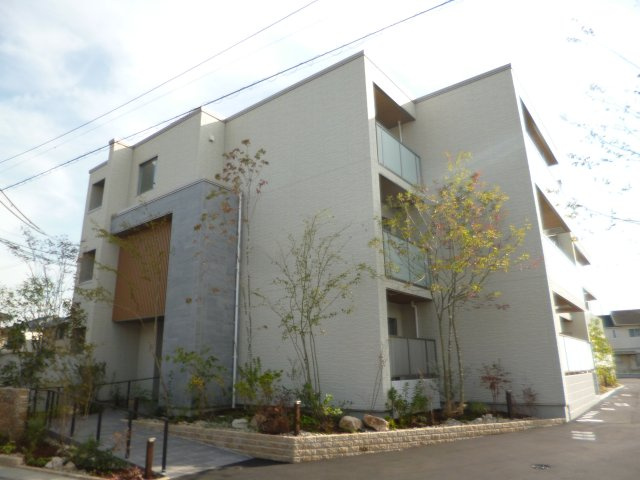 倉敷市大内の賃貸マンションの外観