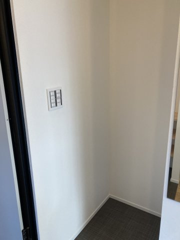 【設備】 | trias138 | 玄関横スペース