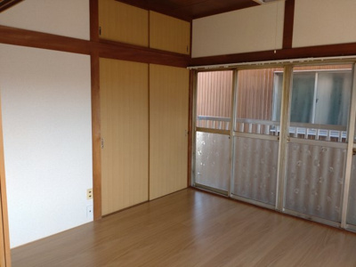 【洋室】 | 土佐市高岡町甲　中古住宅 | 2F：6帖洋室