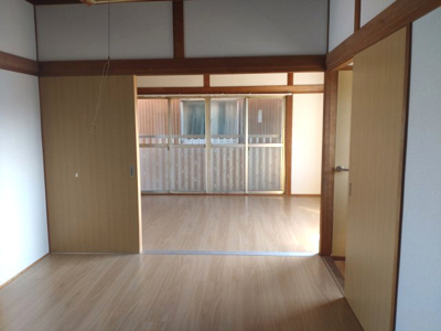 【洋室】 | 土佐市高岡町甲　中古住宅 | 続き洋室
