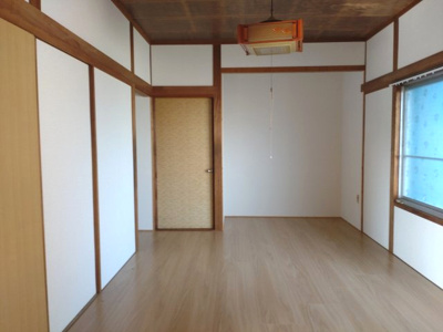 【洋室】 | 土佐市高岡町甲　中古住宅 | 2F：7帖洋室