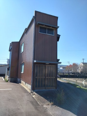 detached 高岡町甲