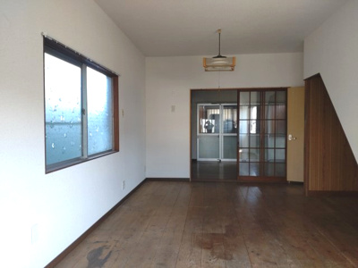 【居間・リビング】 | 土佐市高岡町甲　中古住宅 | リビングスペース