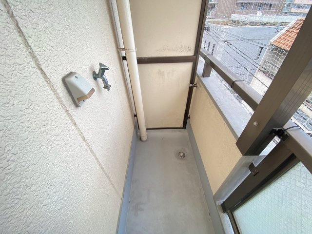 クレインファーストのその他