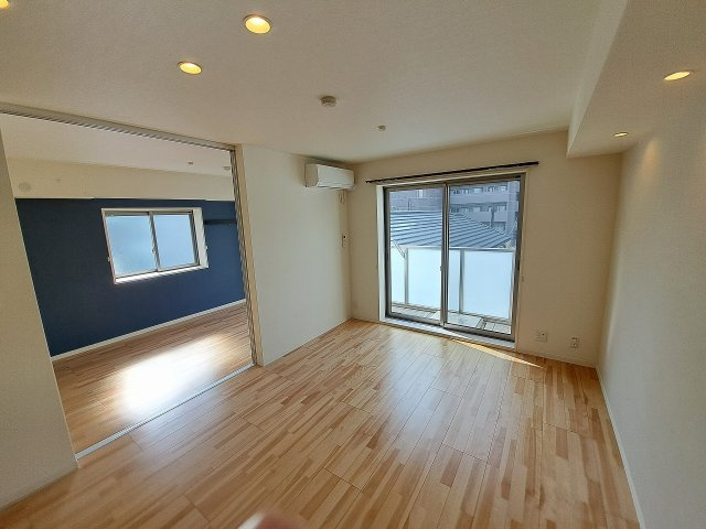 リラサーレ甲子園高潮町の居間・リビング