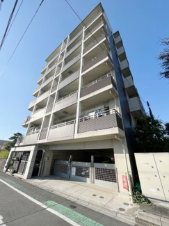 【外観】 | 2007年築・イデアル世田谷千歳台。角地にて陽当たり・眺望良く開放感のある立地です。