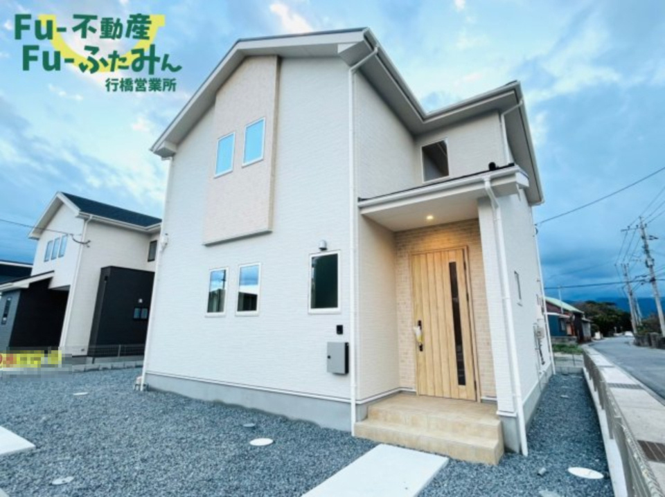 ★行橋市大字草野　【行橋市　新築戸建て】の外観|柔らかみのある落ち着いた外観♪　【行橋市　新築戸建て】
