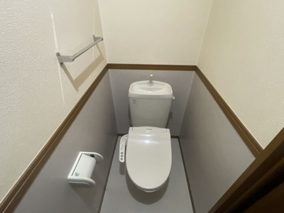 【トイレ】 | ロイヤルシャトー