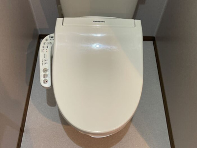 【トイレ】 | ロイヤルシャトー