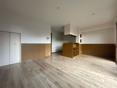 【居間・リビング】 | ロイヤルシャトー