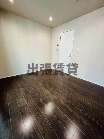 仲介手数料0円！A-FLATの居間・リビング