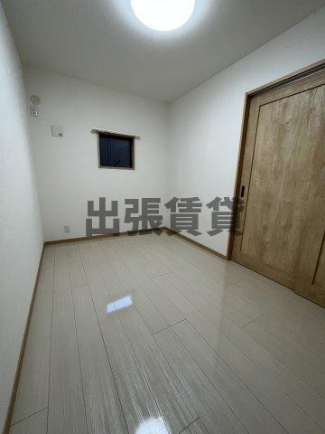 仲介手数料0円！Leo Aries 大曽根の居間・リビング