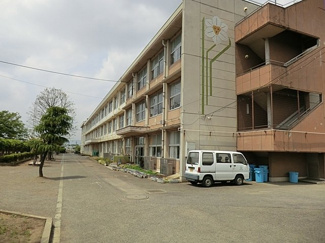 寒川町立旭小学校まで750ｍ