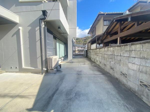 和歌山市西浜　中古戸建の駐車場|【駐車場】
3台駐車可能です