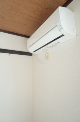 【設備】 | ホワイトハウス | エアコンは2023年製でまだまだ綺麗！