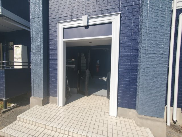 ソレイユ岩槻のエントランス