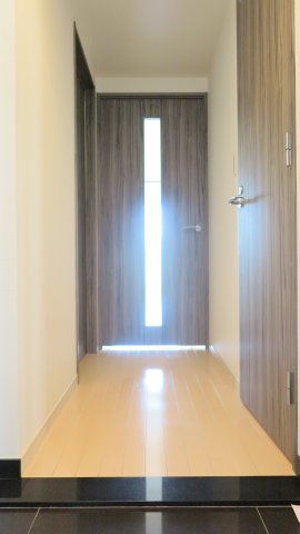 ラブニール西長堀パークフロントの玄関