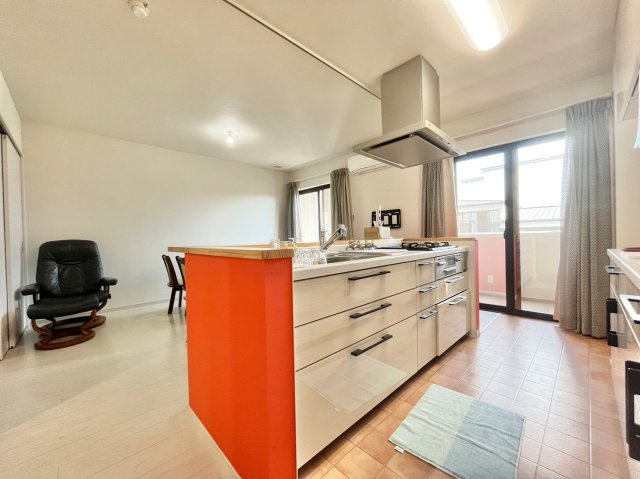 デルフィ西大路 2階のキッチン