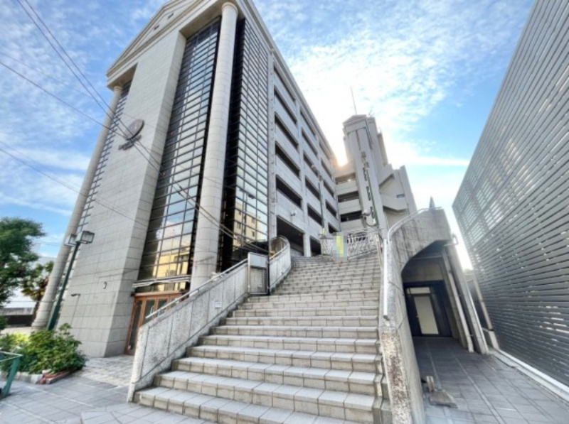 デルフィ西大路 2階の外観