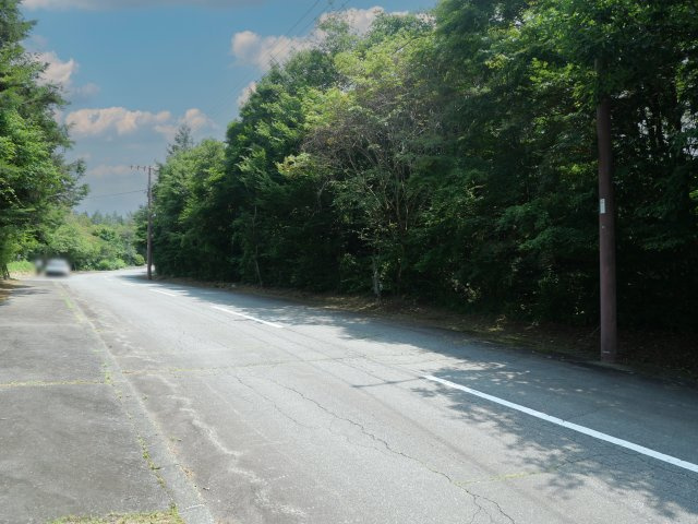 富士ヶ嶺高原別荘地　富士ドクタービレッジ①の前面道路含む現地写真