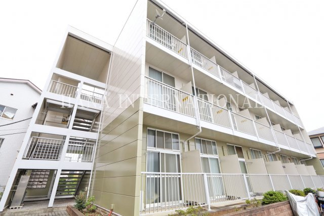 レオパレスピュアの外観