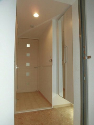 【玄関】 | リバーサイドヒル