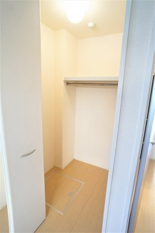 グランメールの収納|奥行たっぷりのウォークイン！
