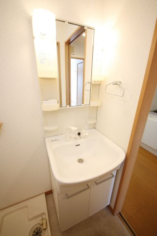 CASA LUMACAの独立洗面台