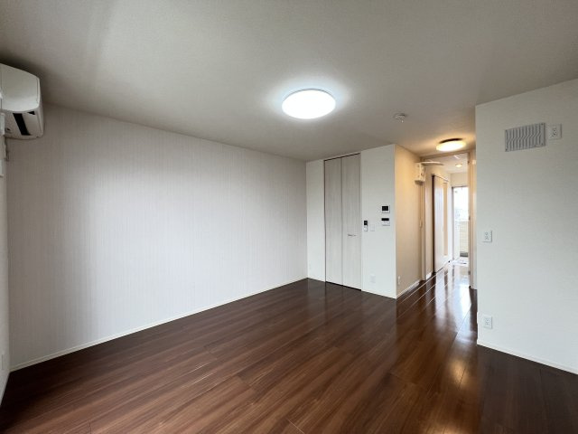 マルベリーの居間・リビング|10.4帖