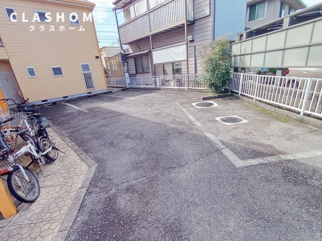 Rocky　　刈谷市近郊の賃貸はクラスホーム刈谷店の駐車場