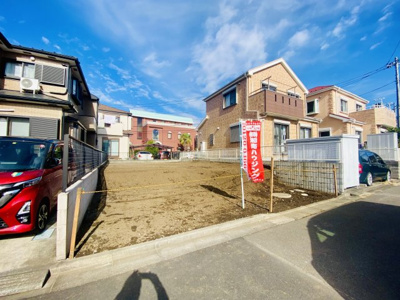 【前面道路含む現地写真】 | ☆整形地３９坪！旧開発分譲地内の整った住宅街☆仲介手数料不要／綾瀬市上土棚中２丁目 | 奥行きのある整形地！南道路につき陽当たり・風通りも良く、整った住宅街にあります(^^♪交通量も少なめなので穏やかさも感じます。
