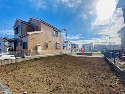 【外観】 | ☆整形地３９坪！旧開発分譲地内の整った住宅街☆仲介手数料不要／綾瀬市上土棚中２丁目 | 奥行きのある整形地！南道路につき陽当たり・風通りも良く、整った住宅街にあります(^^♪