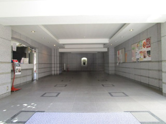 【エントランス】
