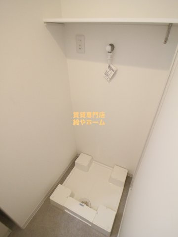 NU岸里駅前の設備