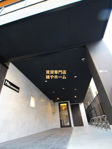 NU岸里駅前のエントランス|清潔なエントランスです