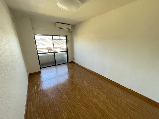 グレイスセントラルMの洋室