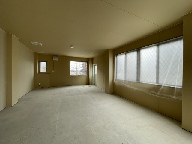 袋井高尾店舗の内装