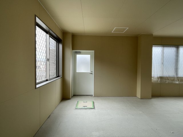 袋井高尾店舗の内装